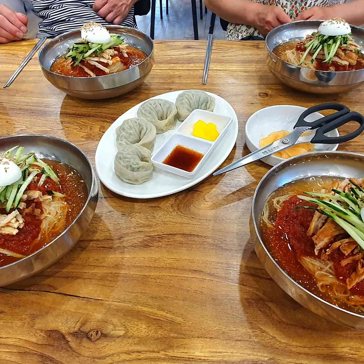 신일밀면 대표 사진
