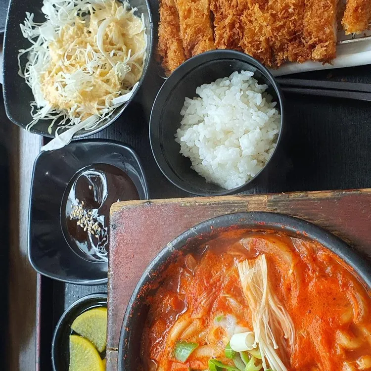 본찌야 대표 사진