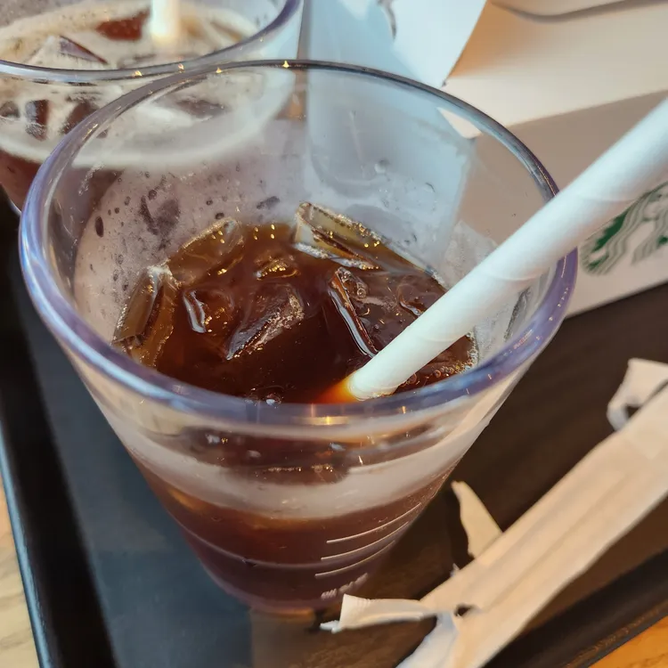 스타벅스 대표 사진