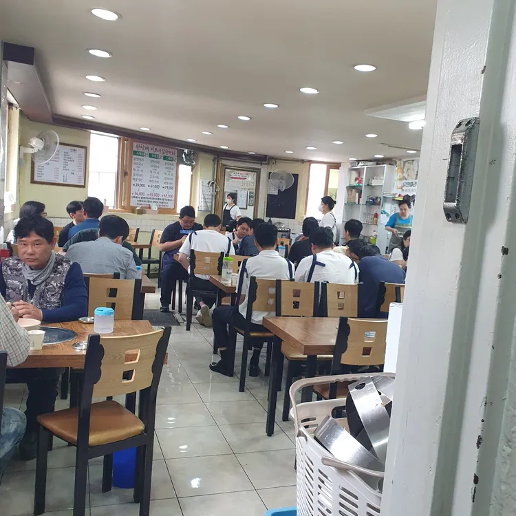 원할매이모네닭한마리 대표 사진