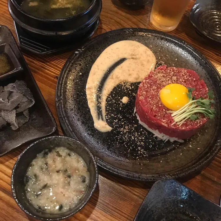 육회연 대표 사진