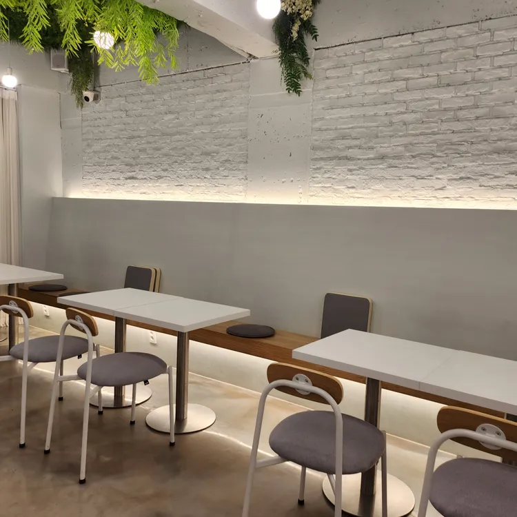 cafe G&T 대표 사진