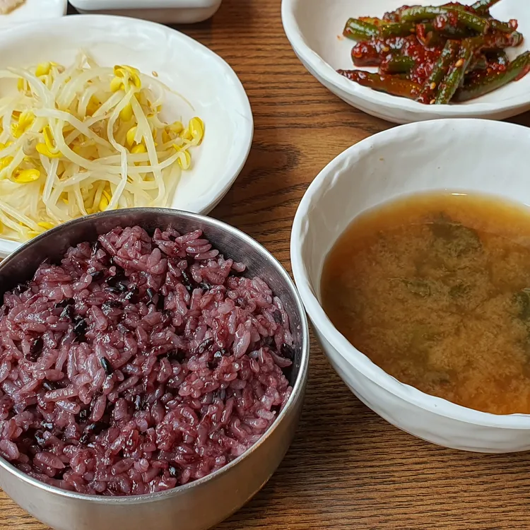 남자마늘보쌈 대표 사진