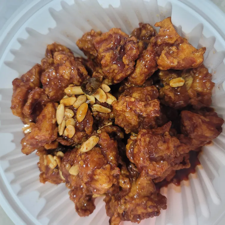 엉짱윤치킨 대표 사진