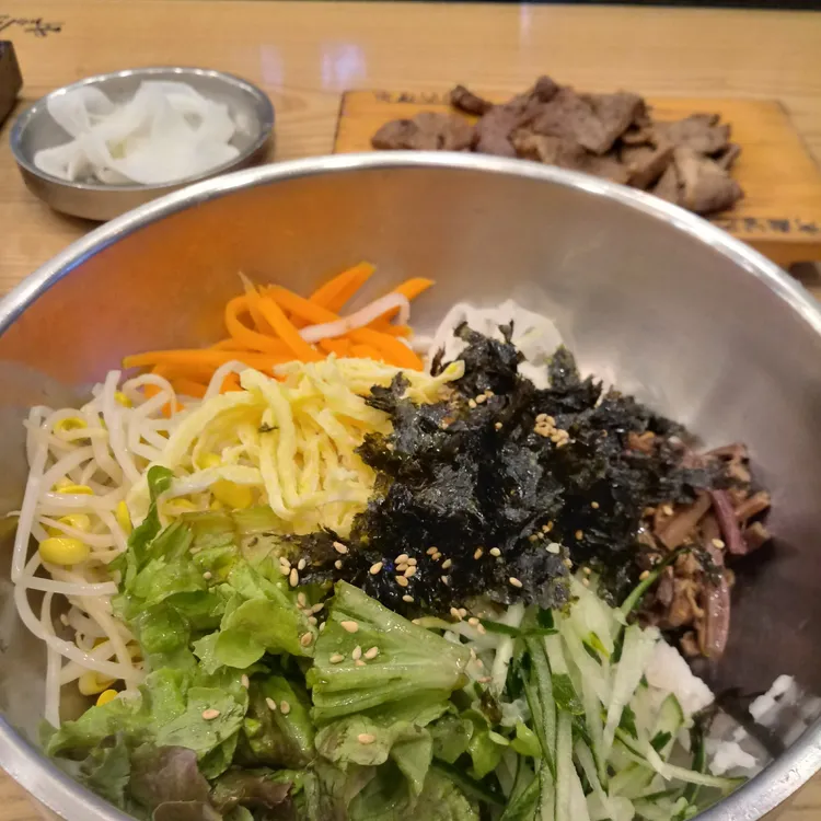 육쌈냉면  대표 사진