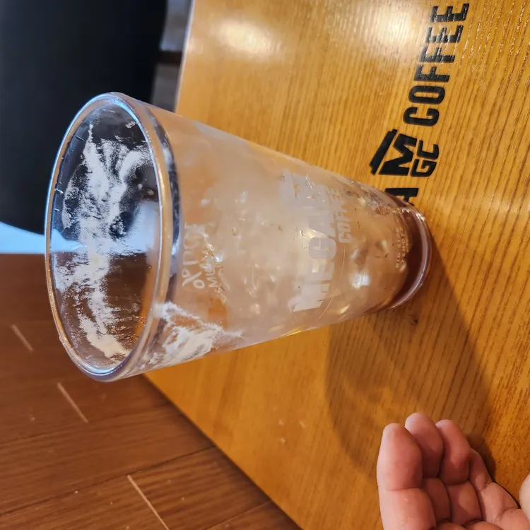 메가커피 대표 사진