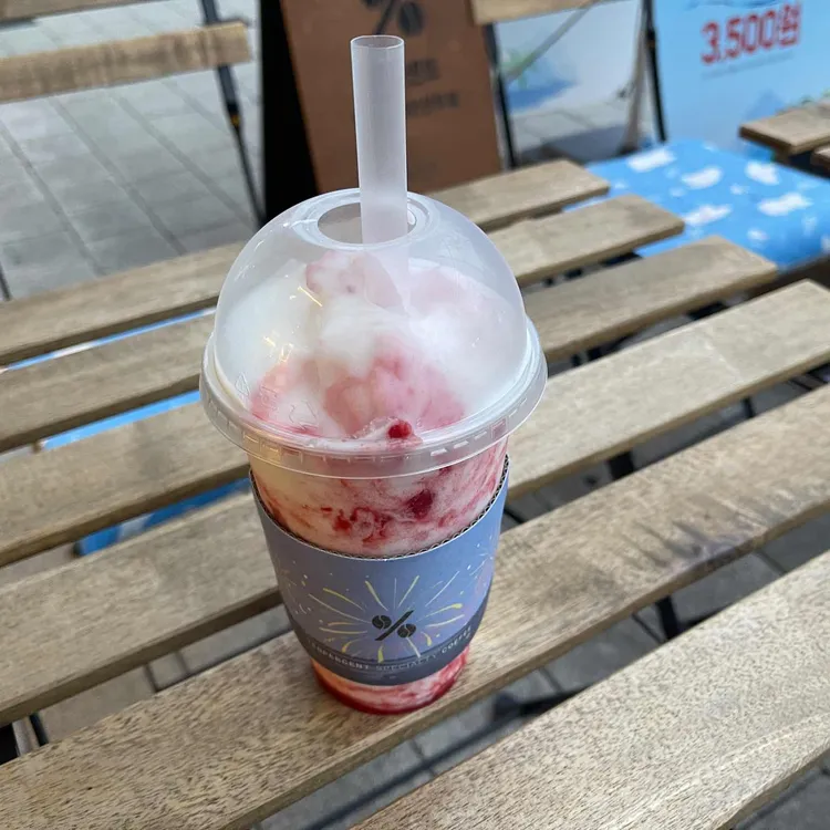 컴포즈커피 대표 사진
