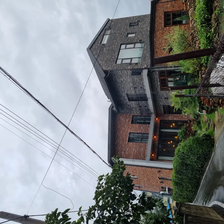 근처 대표 사진