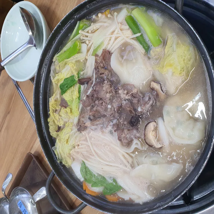 명동칼국수왕만두 대표 사진