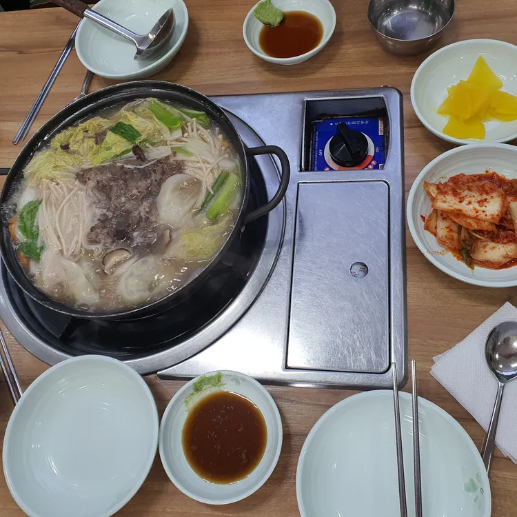 명동칼국수왕만두 대표 사진