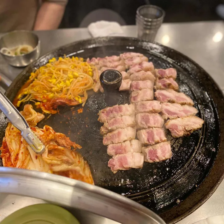 목구멍 대표 사진