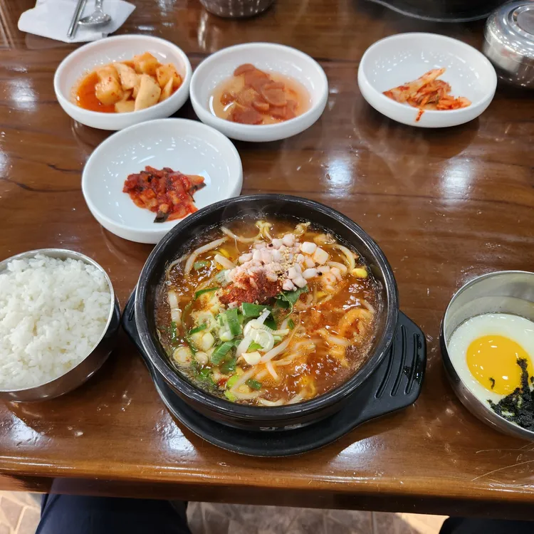 화성옥 대표 사진