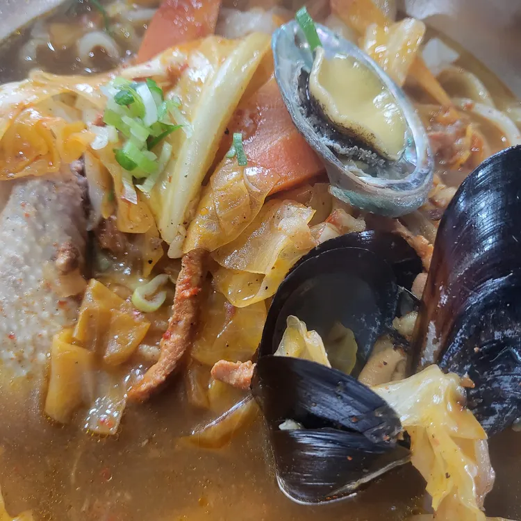 함양닭칼국수 대표 사진