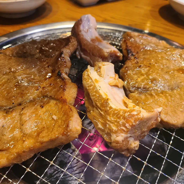 화사랑숯불갈비 대표 사진