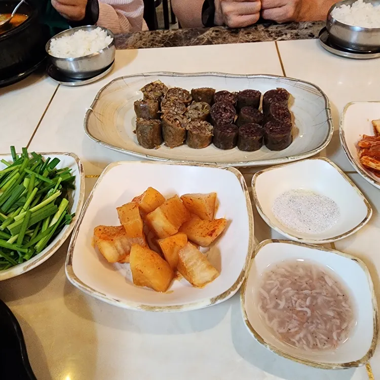 신의주찹쌀순대 대표 사진
