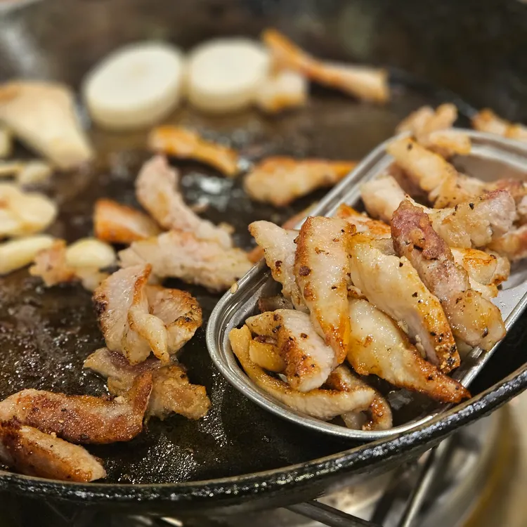 칼삼겹살 사진 1