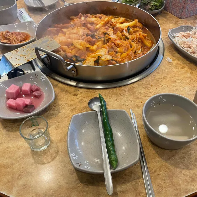 춘천고을닭갈비 대표 사진