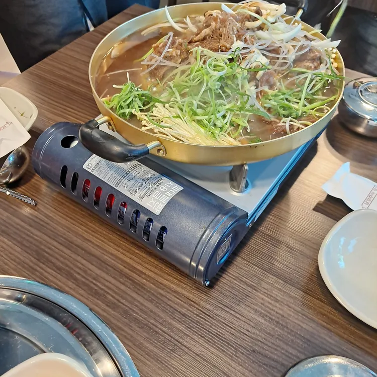 육본한우정육식당 대표 사진