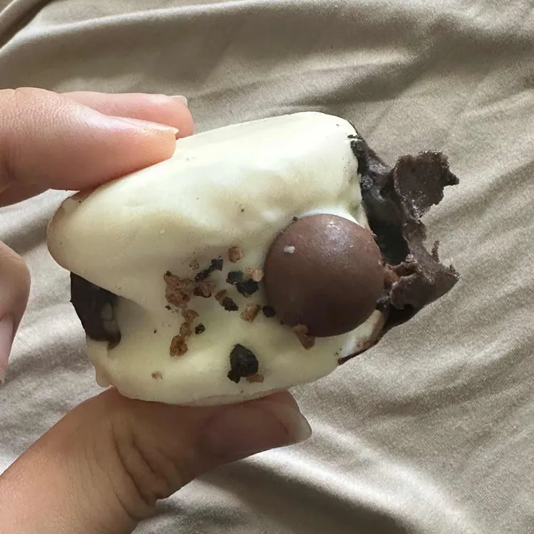 브로쓰마카롱 대표 사진