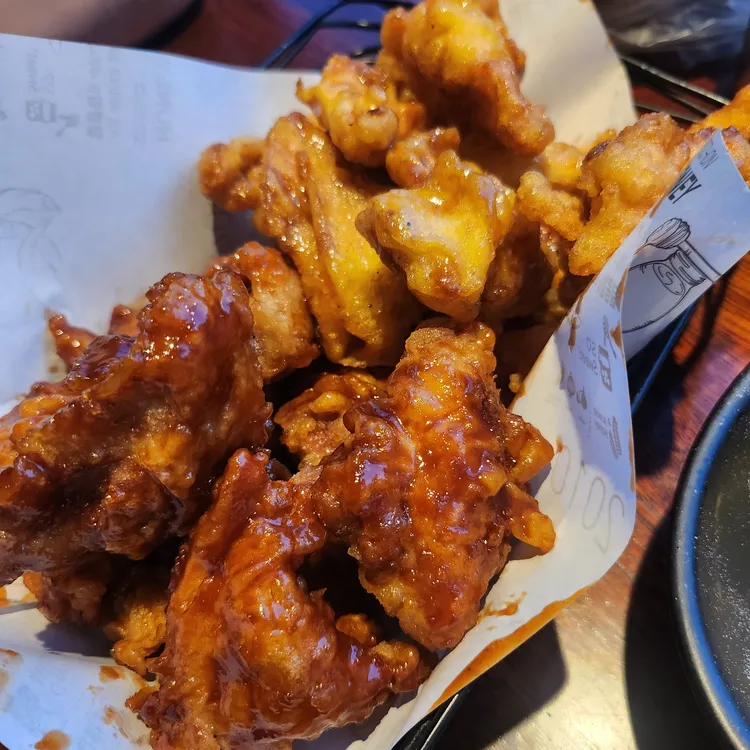 교촌치킨 대표 사진