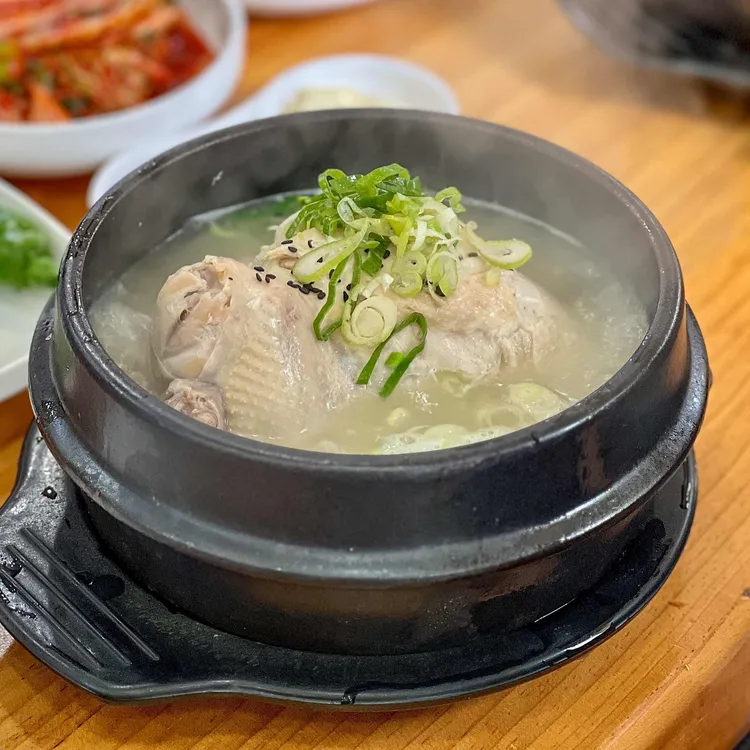 장원삼계탕 대표 사진