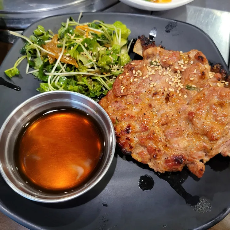 엉뚱식당 대표 사진