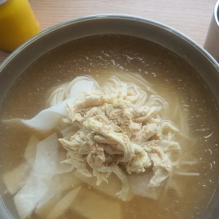 미사리밀빛초계국수 대표 사진