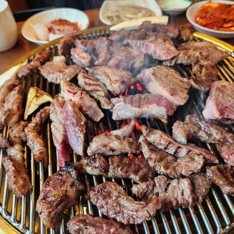 석산참숯불갈비 - 홍제동 돼지갈비, 갈비 맛집 | 다이닝코드, 빅데이터 맛집검색