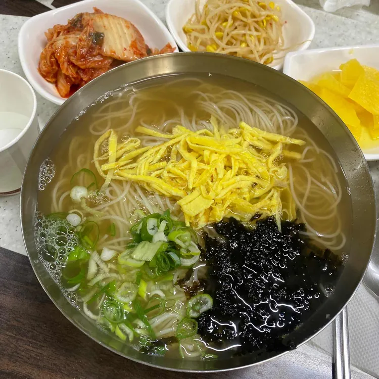 옛날잔치국수 - 양평 잔치국수, 손만두 맛집 | 다이닝코드, 빅데이터 맛집검색