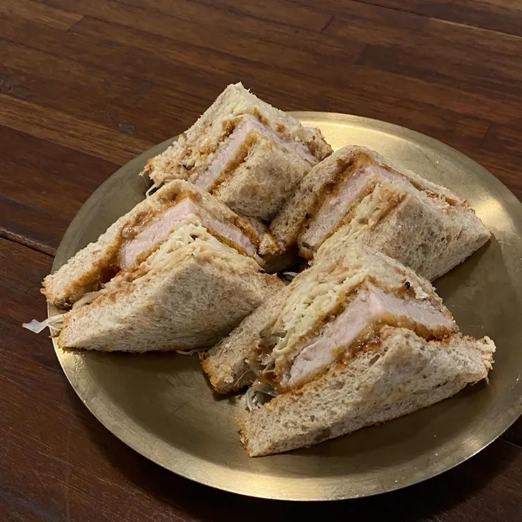 중앙돈가스 대표 사진