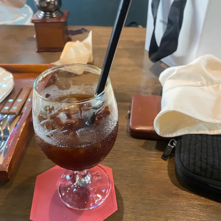 커피계절 대표 사진