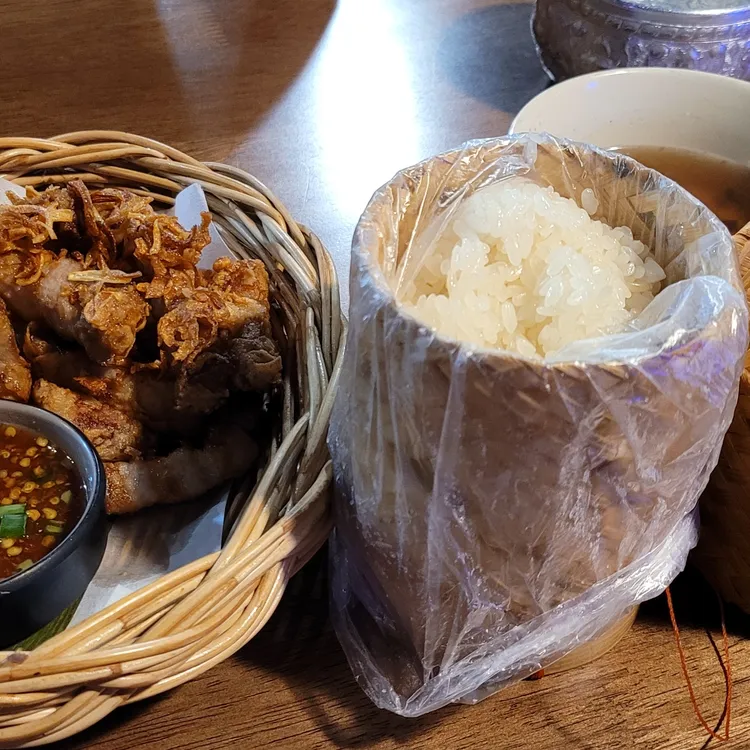 수쿰빗타이 대표 사진