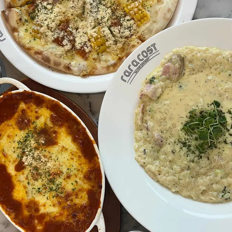 라라코스트 대표 사진
