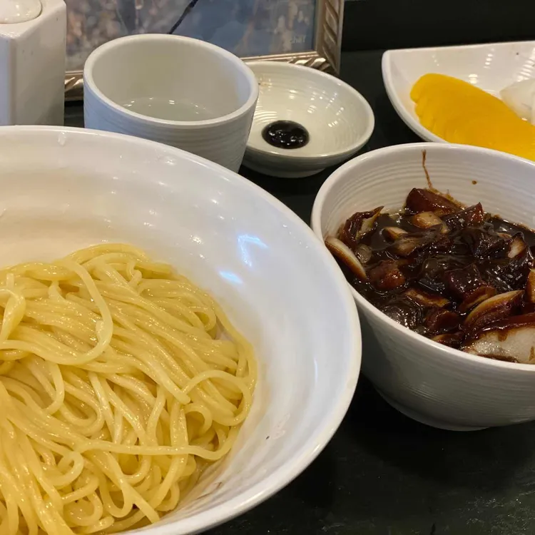 금정 대표 사진