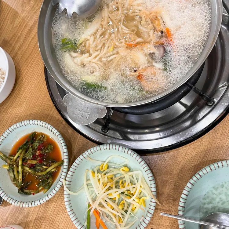 백청우칼국수 대표 사진