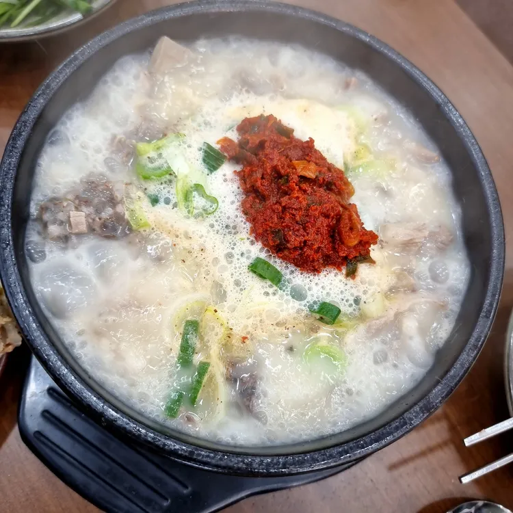 신의주찹쌀순대 대표 사진