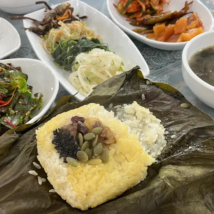 아뜨랑 대표 사진