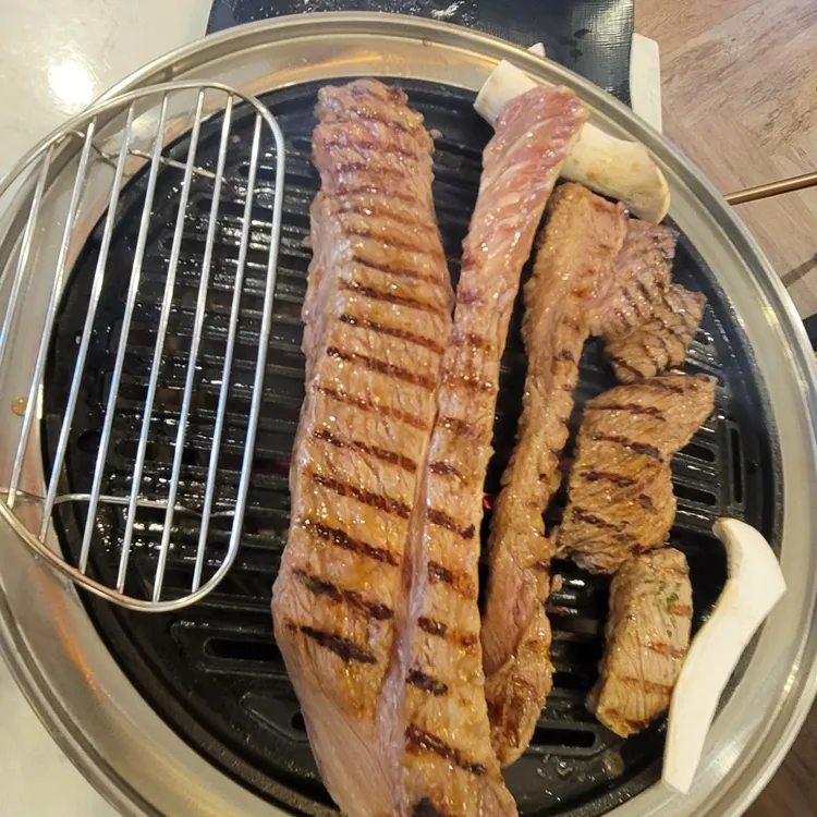 고담 대표 사진