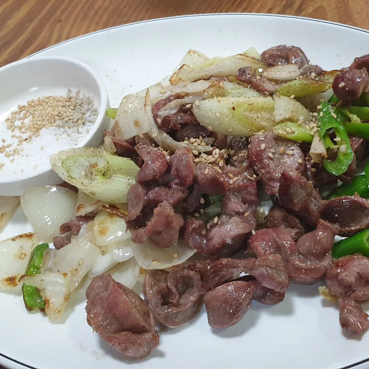 은행나무 손칼국수 대표 사진