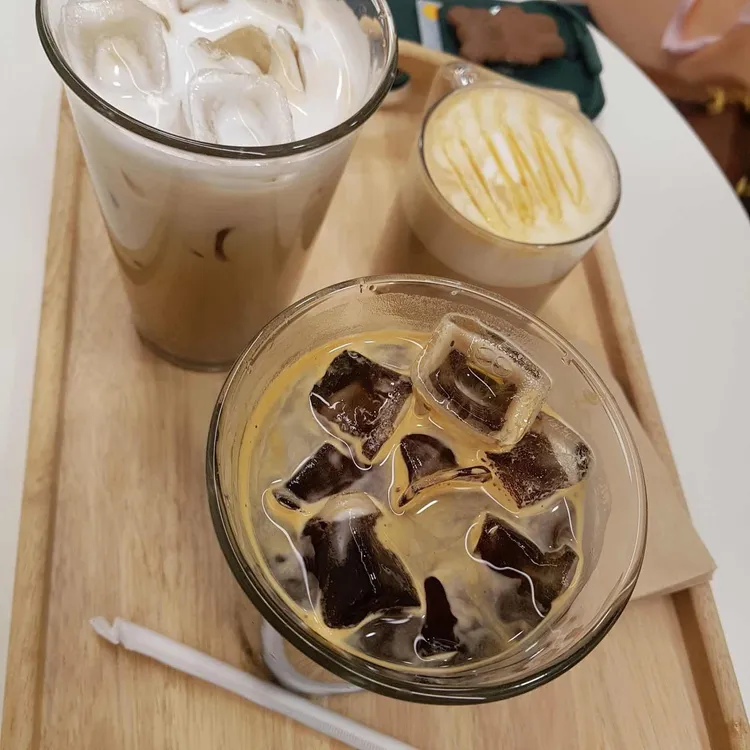 블루샥 대표 사진