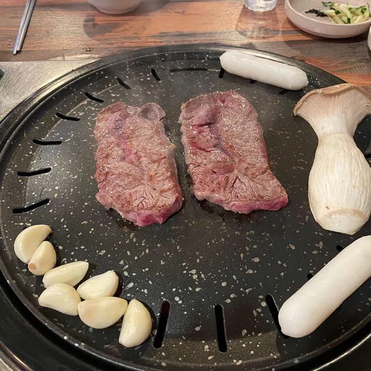 화룽 대표 사진