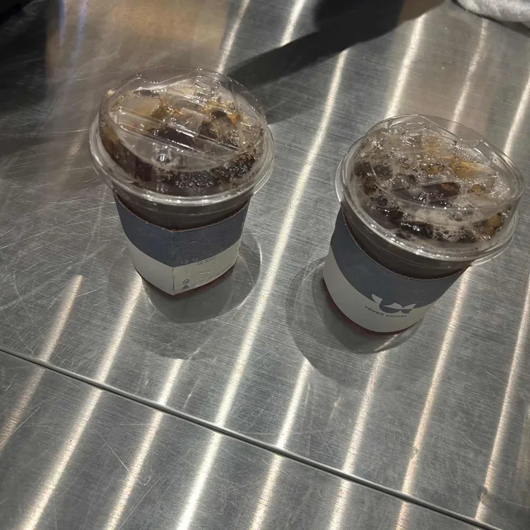 영커피 대표 사진