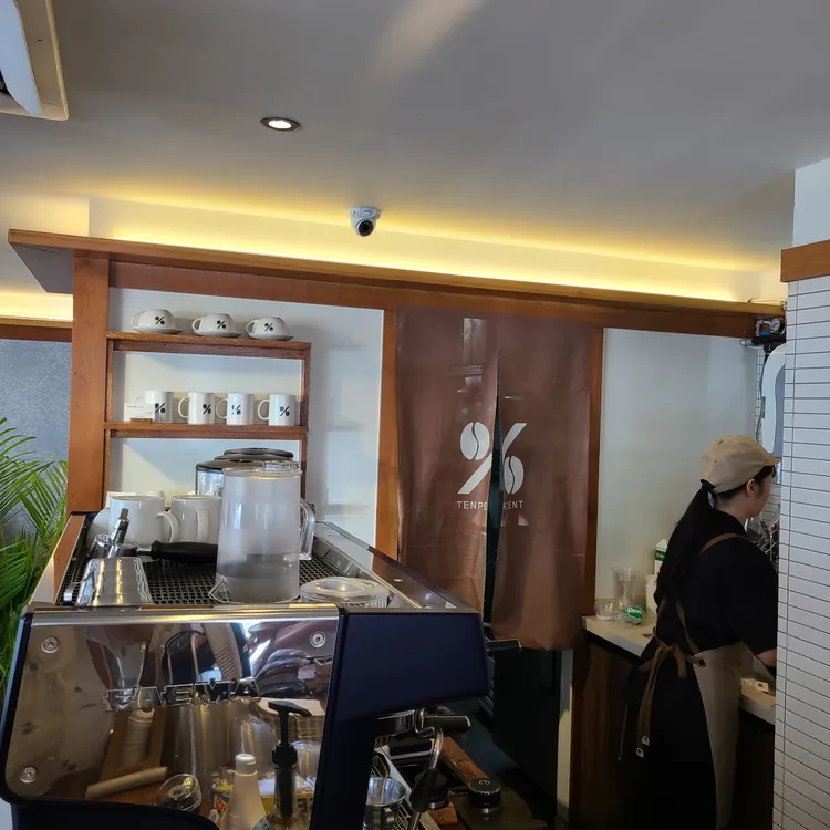 텐퍼센트커피 대표 사진