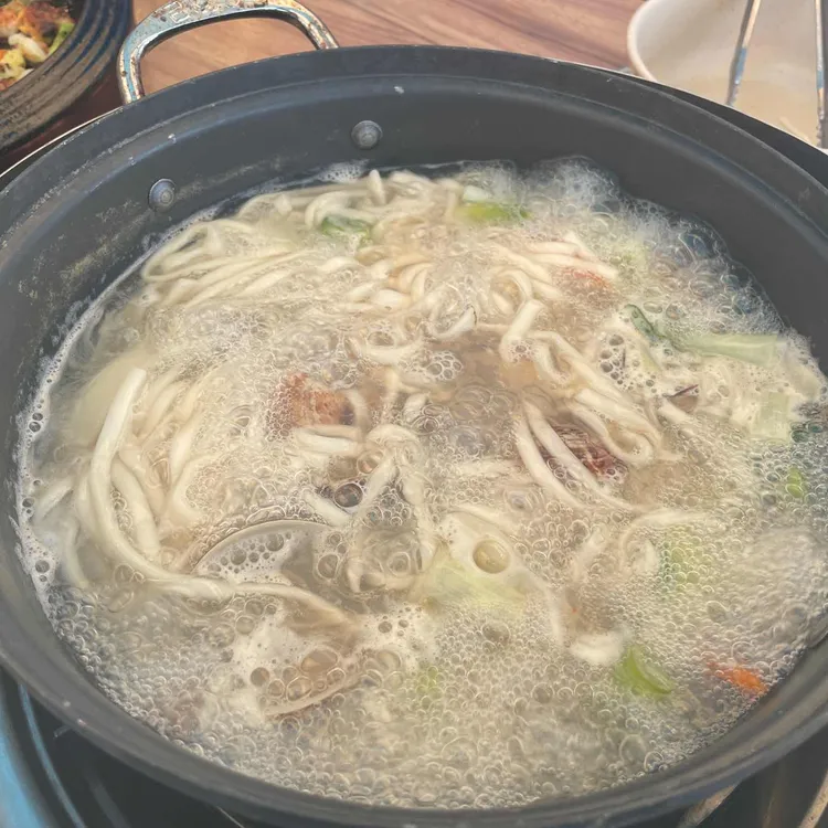 솔밭우리밀칼국수 대표 사진
