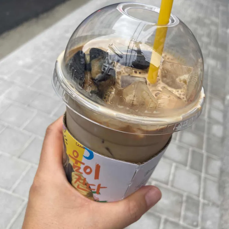 메가커피 대표 사진