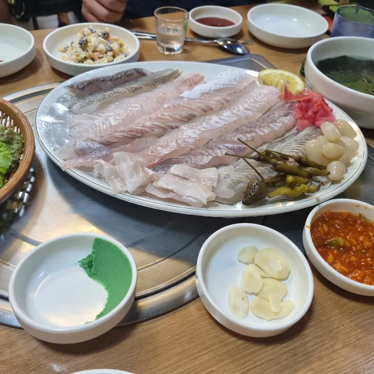 속초오징어어시장 대표 사진