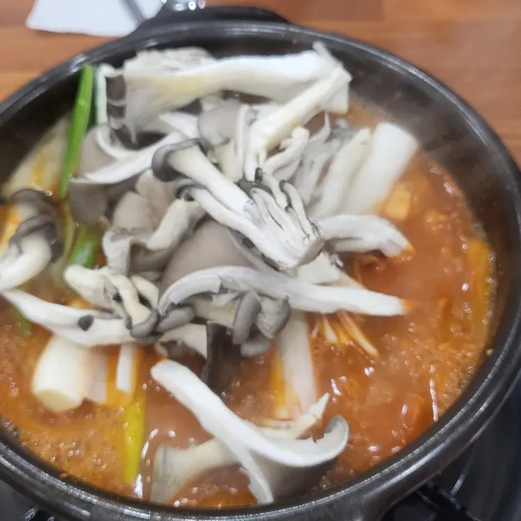 백송짜글짜글 2호점 - 청주 버섯, 짜글이 맛집 | 다이닝코드, 빅데이터 맛집검색 백송짜글짜글 2호점 - 청주 버섯, 짜글이 맛집 | 다이닝코드, 빅데이터 맛집검색