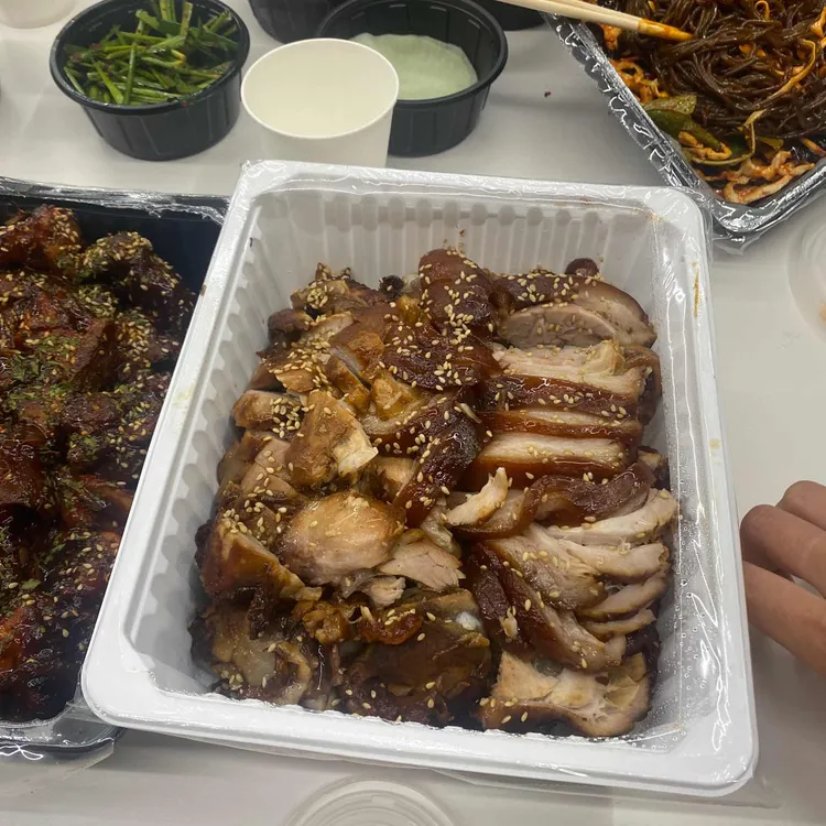 더맛있는족발보쌈 사진 2