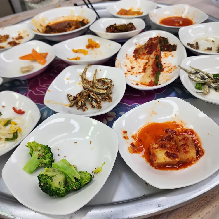 모아음식점 대표 사진