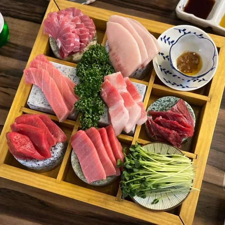 참치여행 대표 사진